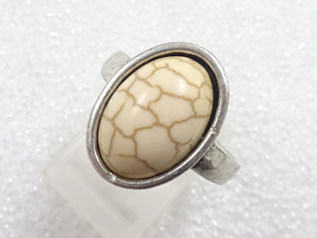 色石　指輪(15号)